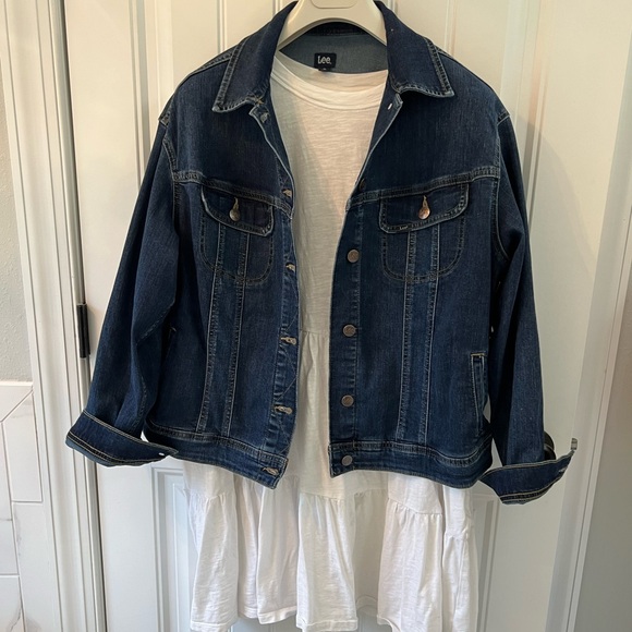 Old Navy Dresses & Skirts - Old Navy casual tier dress with Lee denim jacket